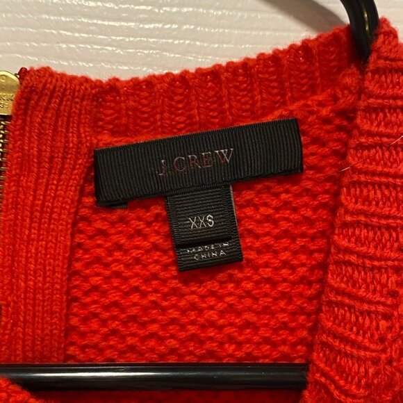 J. Crew Red Textured Knit 100% Wool Crew Neck Shirt-Tail Sweater Size XXS - Picture 4 of 6